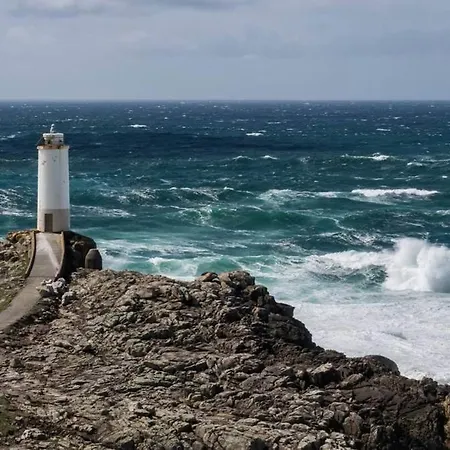 Recuncho De Corme, A 100 Metros De La Playa Corme